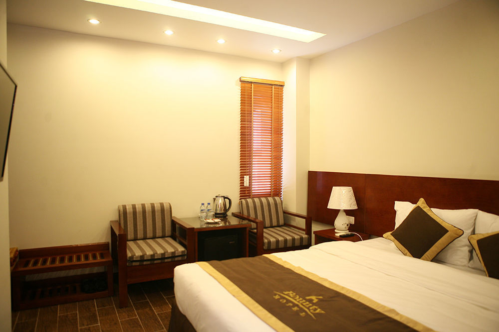 Bounty Hotel Hanoi Exterior photo